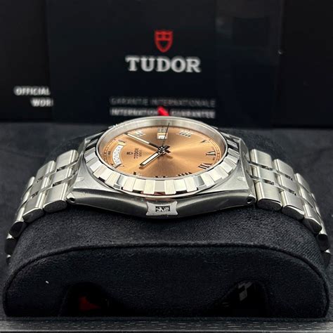 tudor royal salmon dial